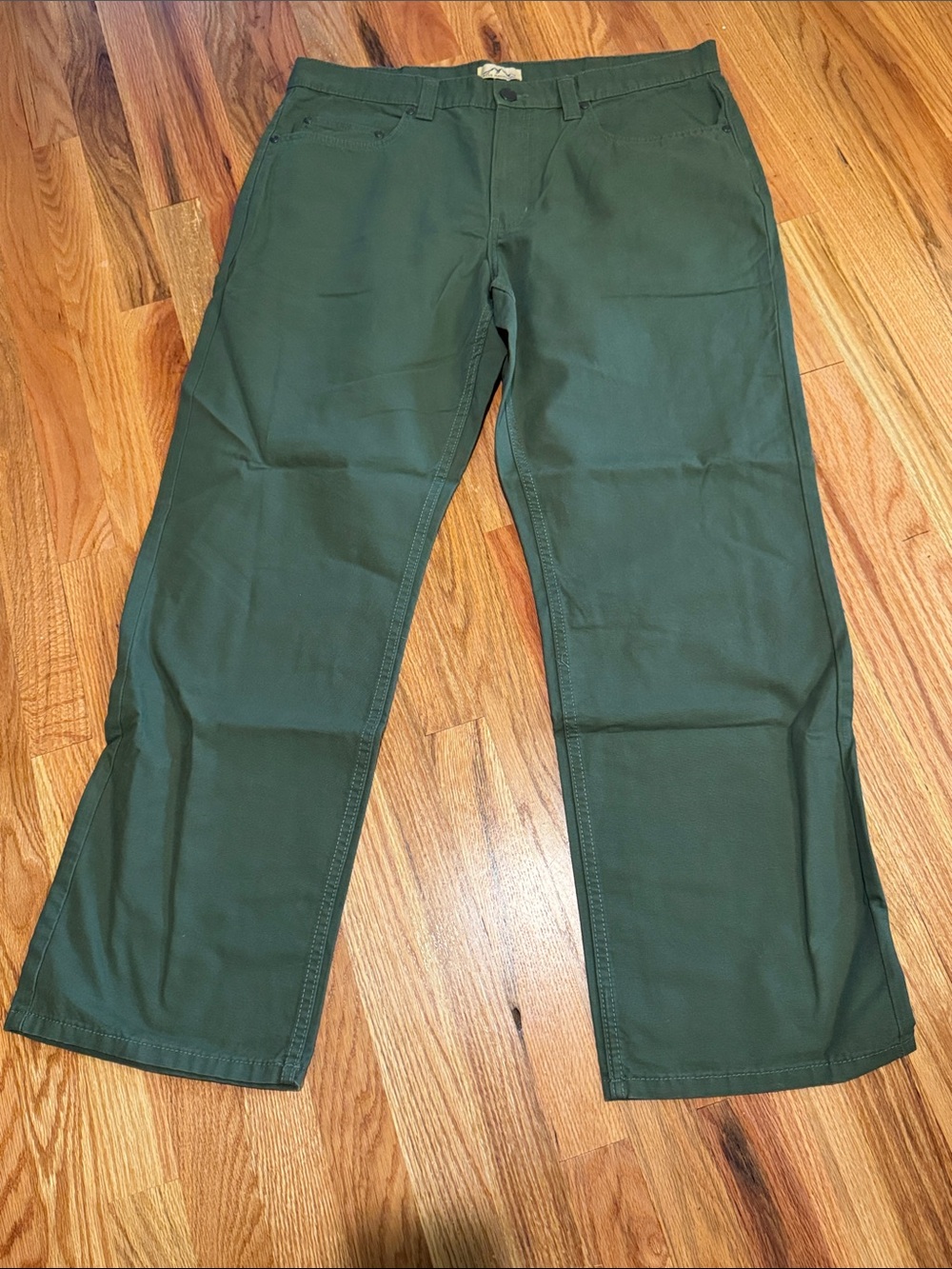 Blue Mountain size 38x32 Men's Olive Green Straight-Leg Pants
